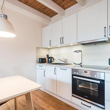 Apartment Haus Muschelsucher, Duenenstrasse 44, App 3 Zingst