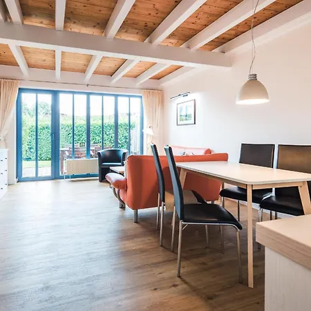Apartment Haus Muschelsucher, Duenenstrasse 44, App 3 Zingst